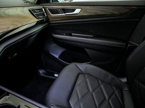 New 2026 Volkswagen Atlas SE image 16