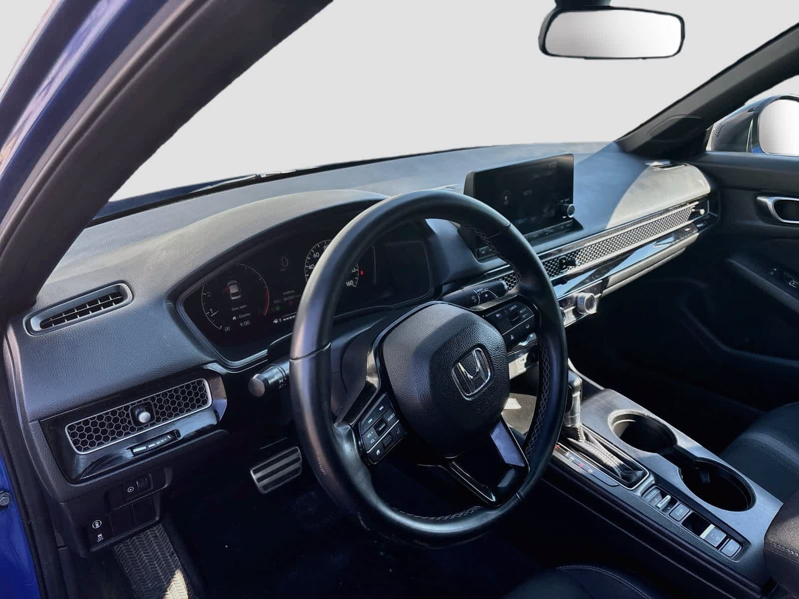 Used 2023 Honda Civic Sport image 9
