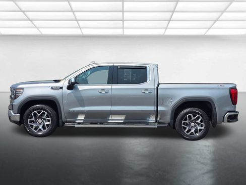Used 2023 GMC Sierra 1500 SLT w/ SLT Premium Package AWD/4WD image 14