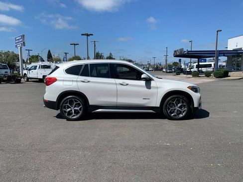 Used 2018 BMW X1 sDrive28i FWD image 8