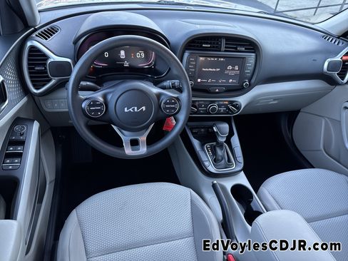 Used 2023 Kia Soul LX w/ Option Group 015 image 27