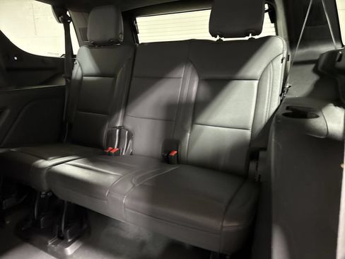 Used 2024 Chevrolet Tahoe LT AWD/4WD image 24