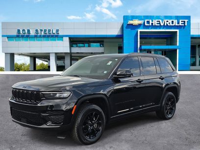 Used 2024 Jeep Grand Cherokee Altitude