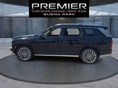 Used 2026 Hyundai Palisade Calligraphy AWD/4WD image 5