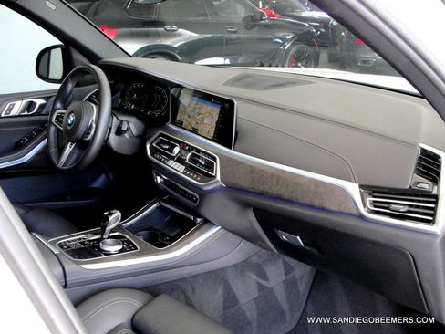 Used 2022 BMW X5 sDrive40i w/ M Sport Package image 33