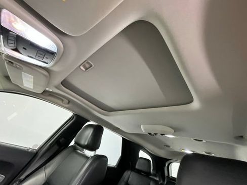 Used 2018 Dodge Durango GT w/ Premium Group AWD/4WD image 6