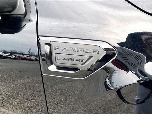 Used 2021 Ford Ranger Lariat w/ Equipment Group 501A High image 8