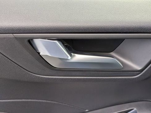 New 2025 Ford Escape SE w/ PHEV Premium Package image 28