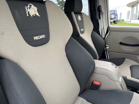 Used 2006 Jeep Wrangler Unlimited Rubicon image 35