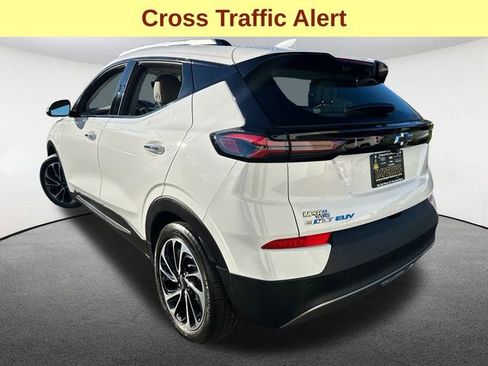 Used 2023 Chevrolet Bolt EUV Premier w/ Sun & Sound Package image 10