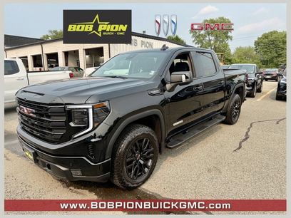 New 2026 GMC Sierra 1500 Elevation w/ Elevation Premium Package