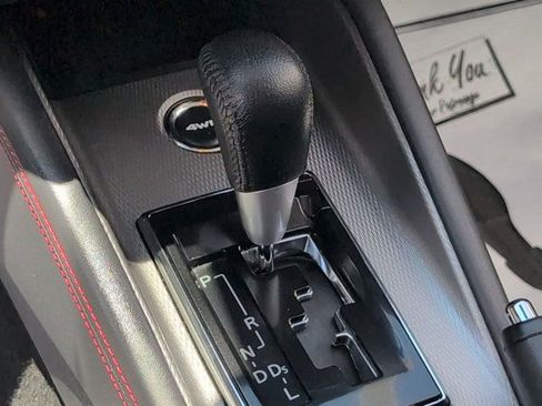 Used 2025 Mitsubishi Outlander Sport SE AWD/4WD image 19