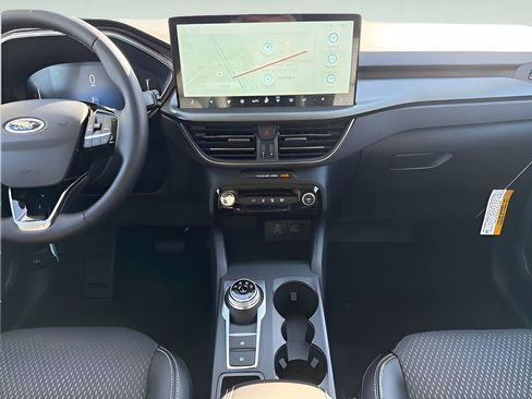 New 2026 Ford Escape SE w/ Class II Trailer Tow Package image 12