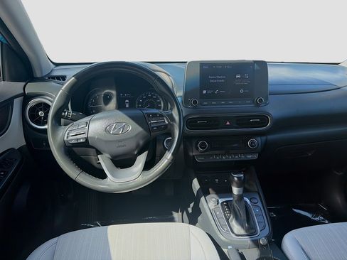 Used 2022 Hyundai Kona SEL w/ Convenience Package image 18