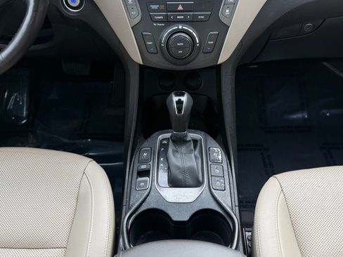 Used 2018 Hyundai Santa Fe Limited image 33