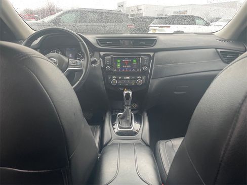 Used 2019 Nissan Rogue SL w/ Premium Package image 45
