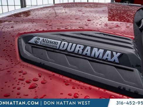 Used 2025 Chevrolet Silverado 2500 High Country w/ High Country Premium Package AWD/4WD image 45