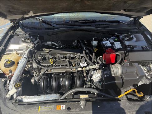 Used 2012 Ford Fusion SE image 15