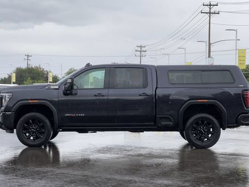 Used 2024 GMC Sierra 2500 AT4 w/ AT4 Premium Plus Package AWD/4WD image 7