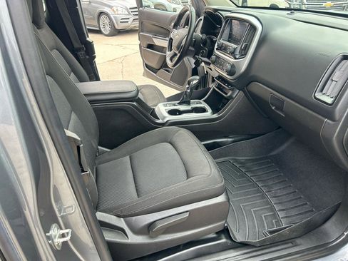 Used 2022 Chevrolet Colorado LT w/ Fleet Safety Package RWD image 13