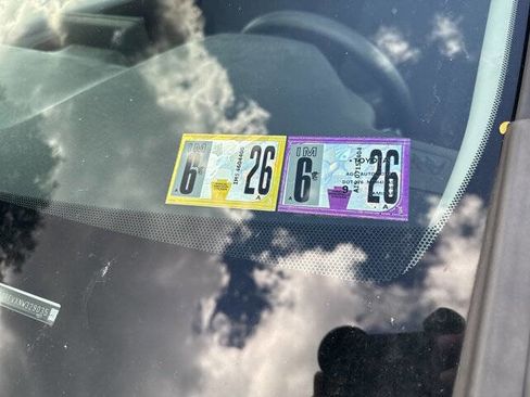 Used 2022 Toyota RAV4 XLE image 4