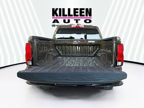 Used 2023 Chevrolet Colorado W/T image 24