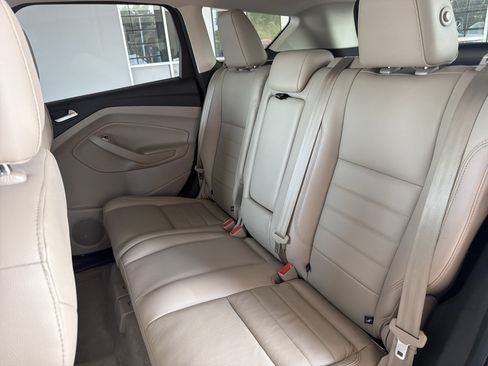 Used 2016 Ford Escape Titanium FWD image 24