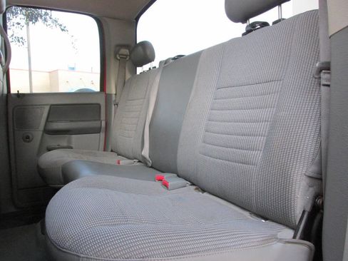 Used 2008 Dodge Ram 1500 Truck ST image 17