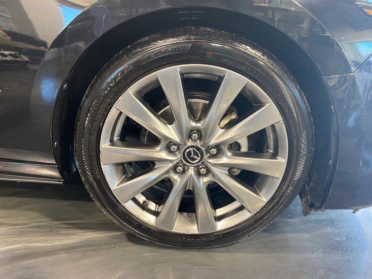 Used 2020 MAZDA MAZDA3 Sedan w/ Premium Package FWD image 8