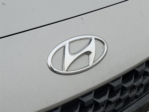 Used 2023 Hyundai Kona SE image 24