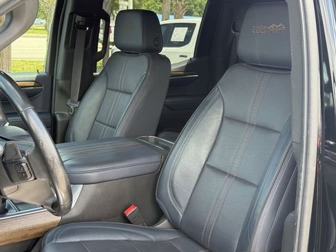 Used 2023 Chevrolet Silverado 1500 High Country w/ High Country Premium Package AWD/4WD image 17