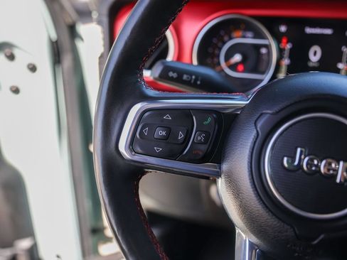 Used 2023 Jeep Wrangler Unlimited Rubicon w/ Cold Weather Group AWD/4WD image 16