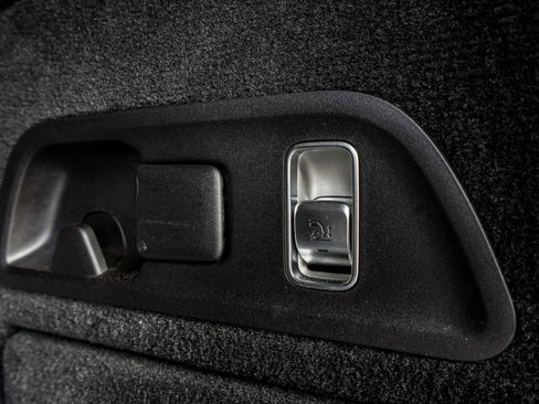 Used 2023 Mercedes-Benz Maybach GLS 600 Maybach GLS 600 image 91