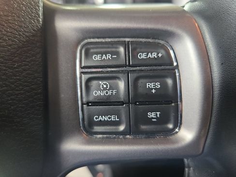 Used 2022 RAM 1500 Classic SLT w/ Electronics Group AWD/4WD image 21