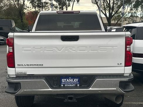 Used 2024 Chevrolet Silverado 2500 LT image 4