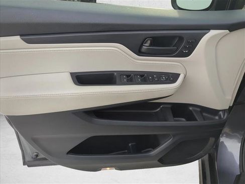 Used 2025 Honda Odyssey EX-L image 8