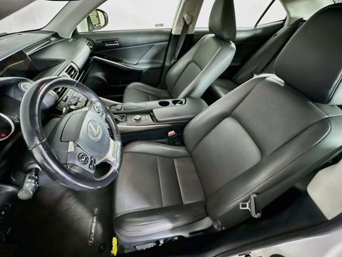 Used 2016 Lexus IS 200t w/ Navigation System Package RWD image 13