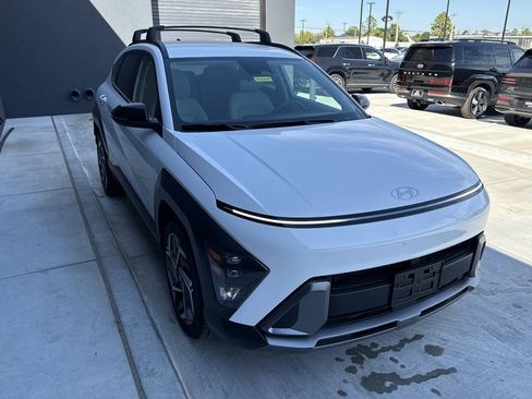 New 2026 Hyundai Kona SEL Premium image 6