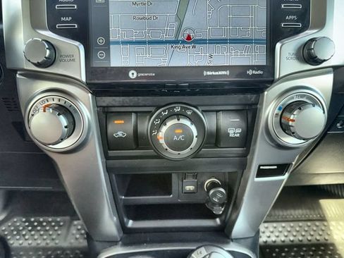 Used 2024 Toyota 4Runner SR5 Premium w/ Moonroof Package AWD/4WD image 19