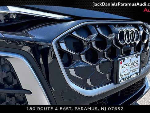 Used 2025 Audi Q5 Premium Plus w/ Premium Plus AWD/4WD image 20