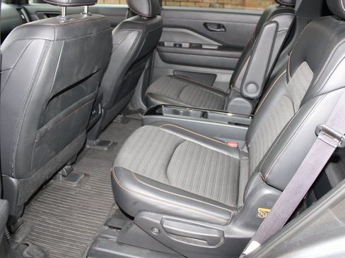 Used 2023 Nissan Pathfinder Rock Creek image 5