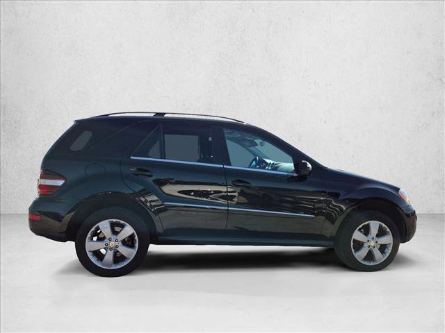 Used 2010 Mercedes-Benz ML 350 4MATIC image 4