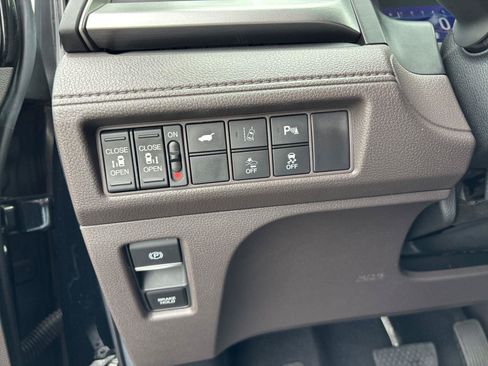Used 2019 Honda Odyssey Touring image 28
