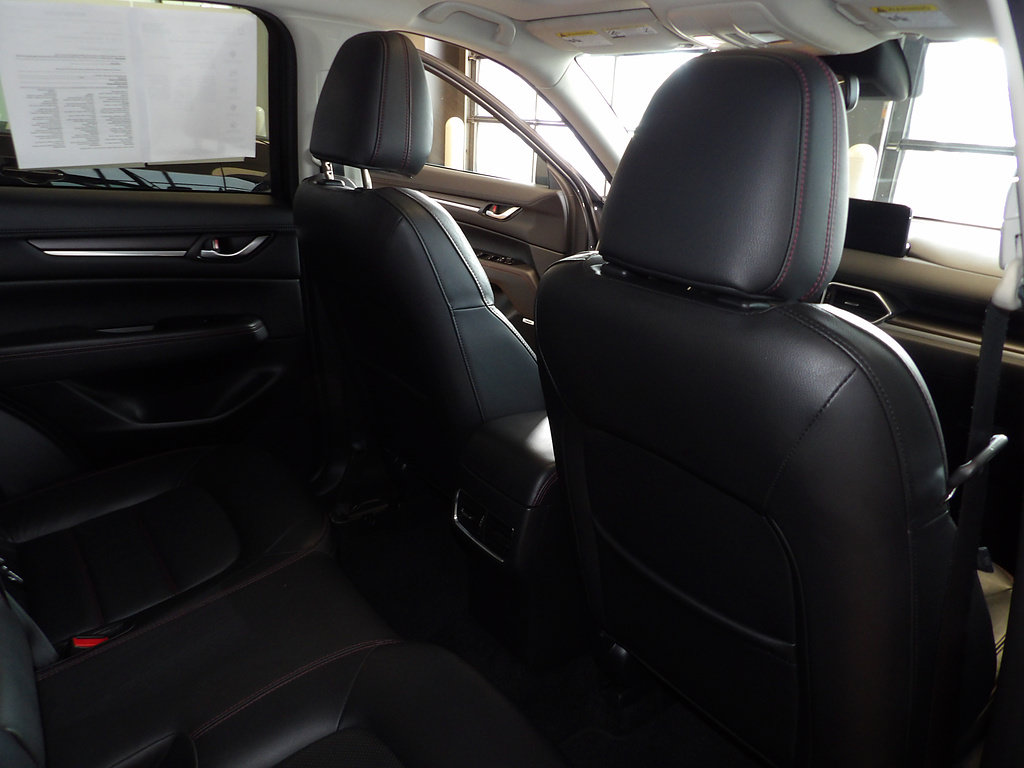 Certified 2024 MAZDA CX-5 Carbon Edition AWD/4WD image 17