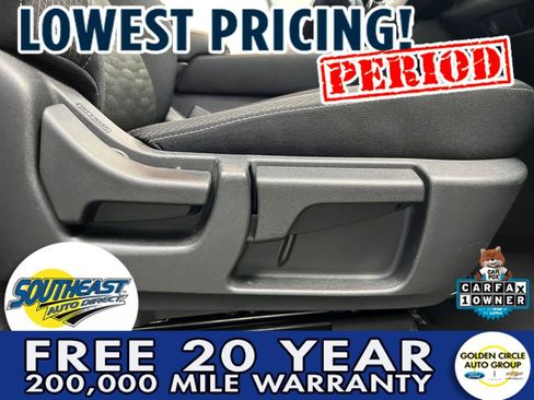 Used 2025 Nissan Pathfinder SV image 23