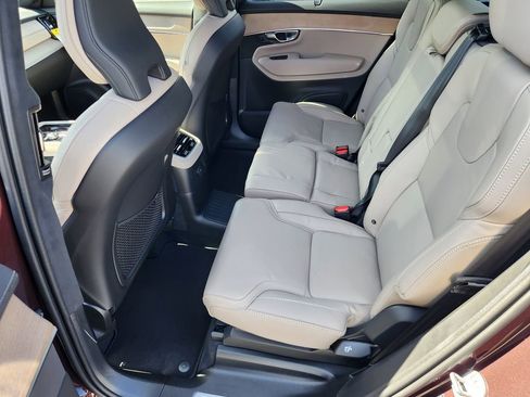 New 2026 Volvo XC90 T8 Ultra w/ Lounge Package AWD/4WD image 10