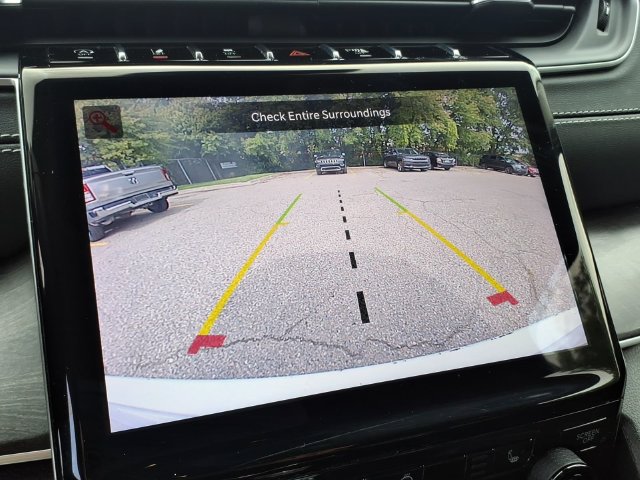 Used 2023 Jeep Grand Cherokee Limited AWD/4WD image 31