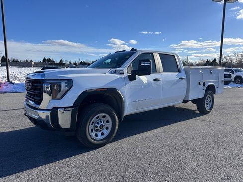New 2026 GMC Sierra 3500 Pro w/ Convenience Package image 2