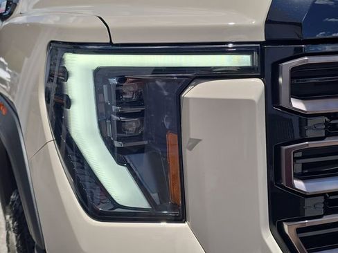 New 2026 GMC Sierra 2500 AT4X AWD/4WD image 11