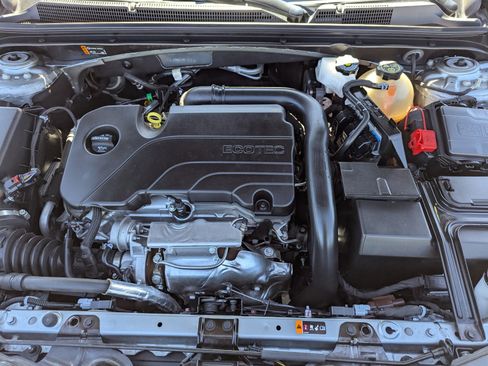 Certified 2024 Chevrolet Malibu LT image 32